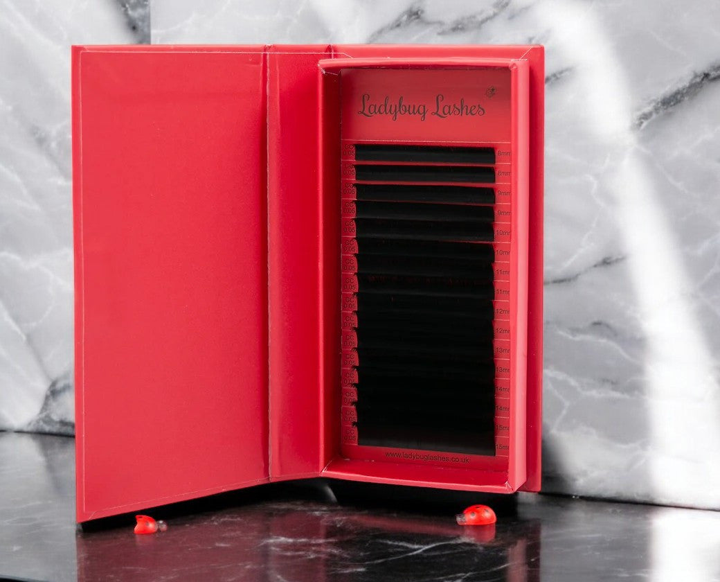 Mixed Length Volume Lashes β 16 Row Tray