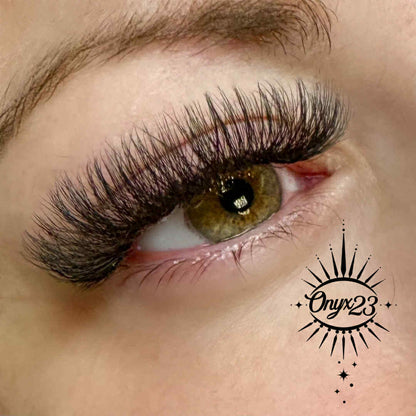8D Clover Lashes
