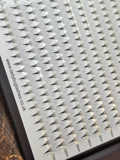 Platinum Promade Tray – Ultra-Black Premade Fans